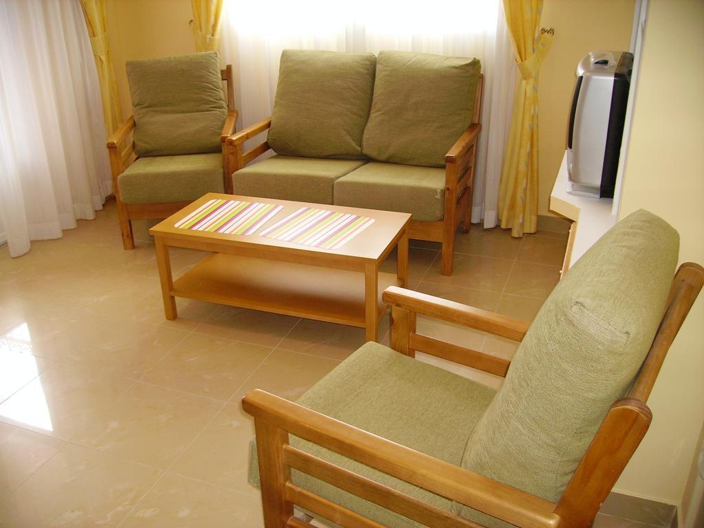 Las Olivas- Borox Aparthotel Seseña Nuevo Buitenkant foto
